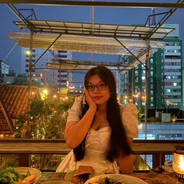 Chị Như