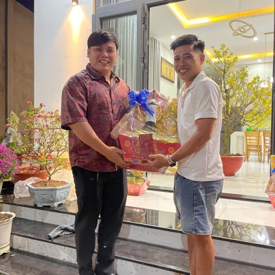 tiệc tất niên 2025